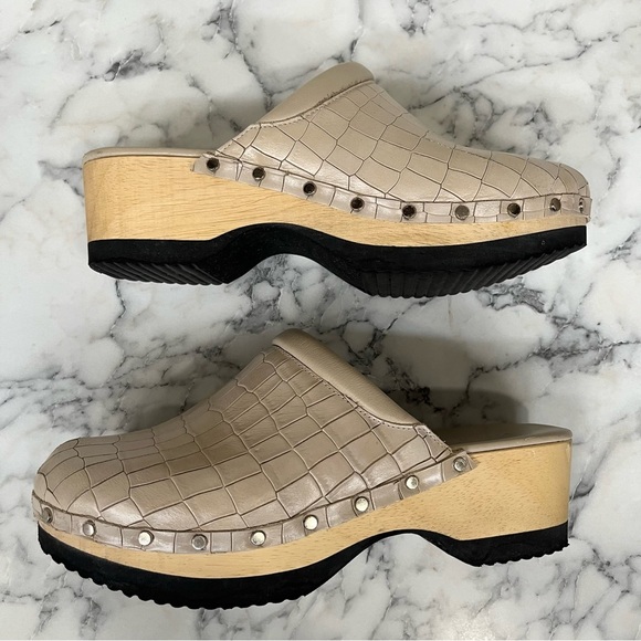 M Gemi Clogs Greta Croco Printed Leather Stone Woman’s Size 41 U.S 10 - Picture 10 of 14